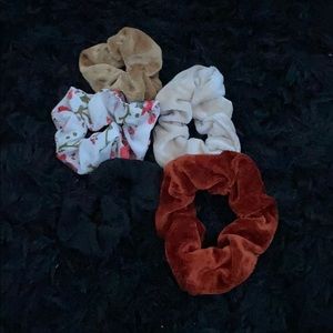 scrunchies